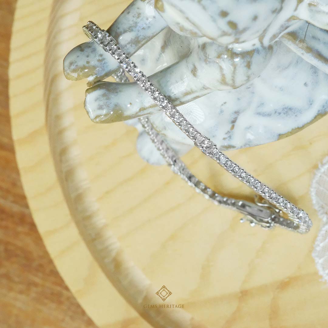 Eternity diamond bracelet (BLWG110)