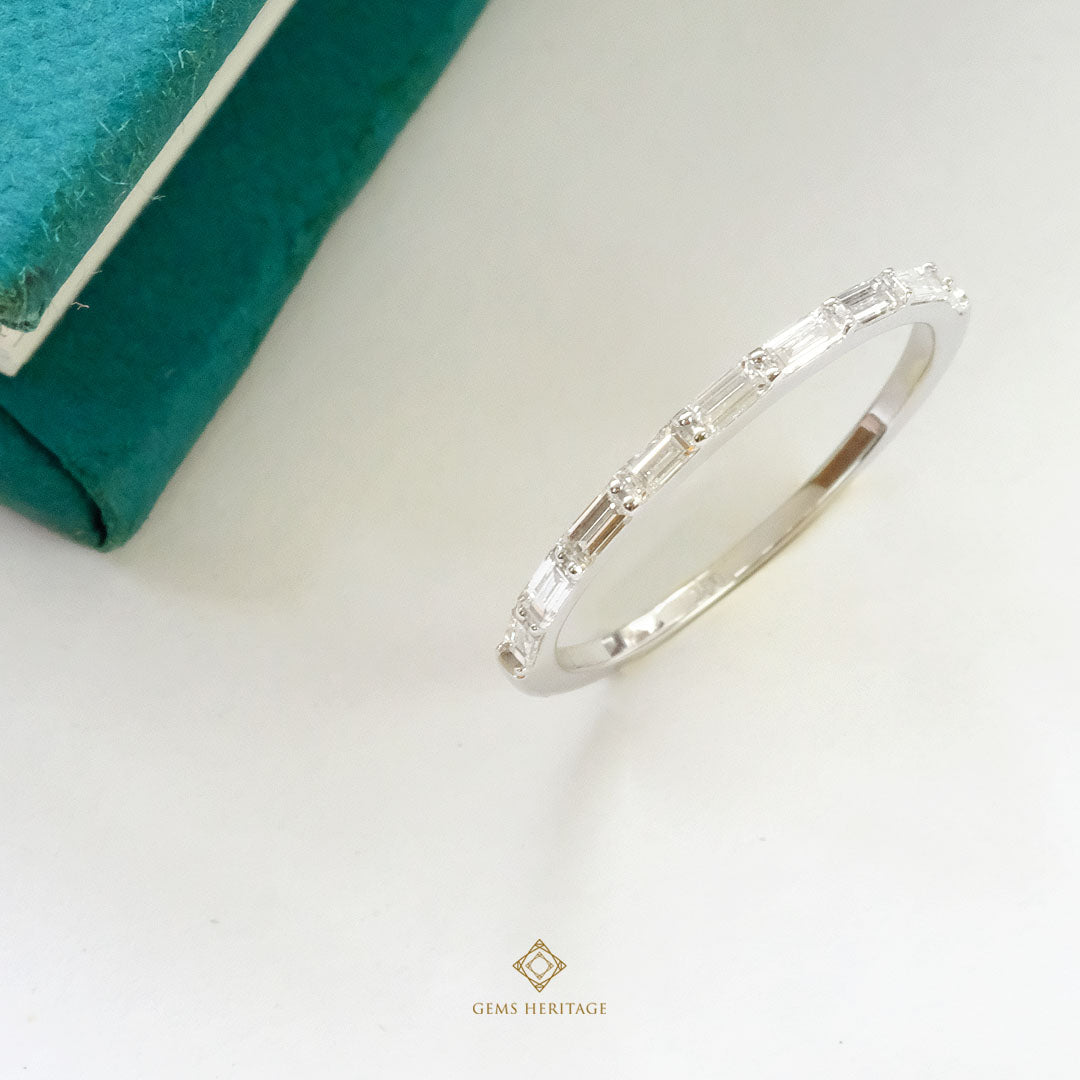 Baguette line diamond ring(rwg550)