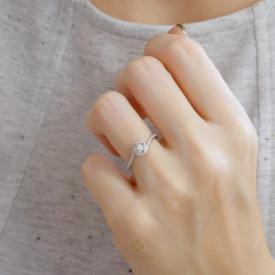 Curve and Halo Diamond ring(rwg548)