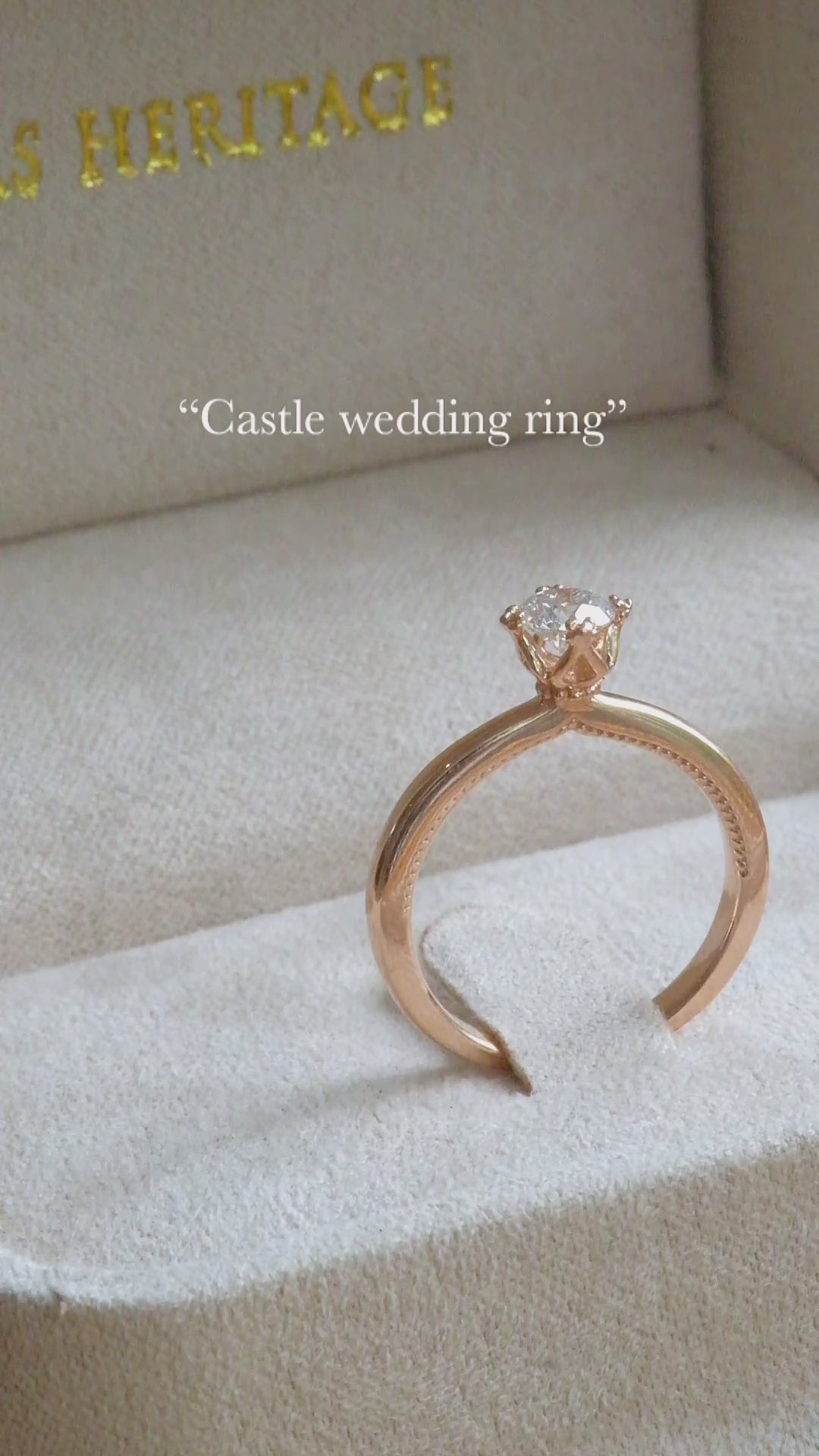 Castle wedding ring (rpg513)