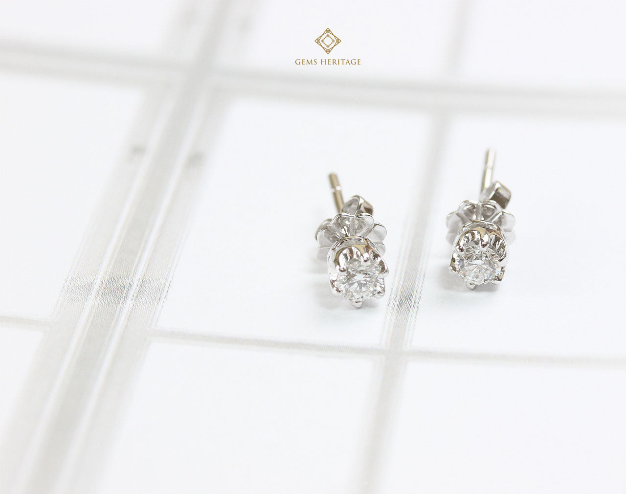 Diamond Stud earrings 0.20 cts each