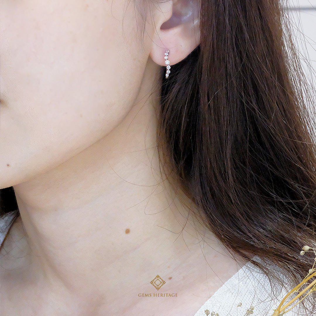 Curved diamond hoop earrings (erwg251)