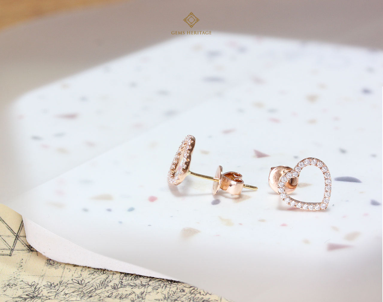 Mini Heart diamond earring