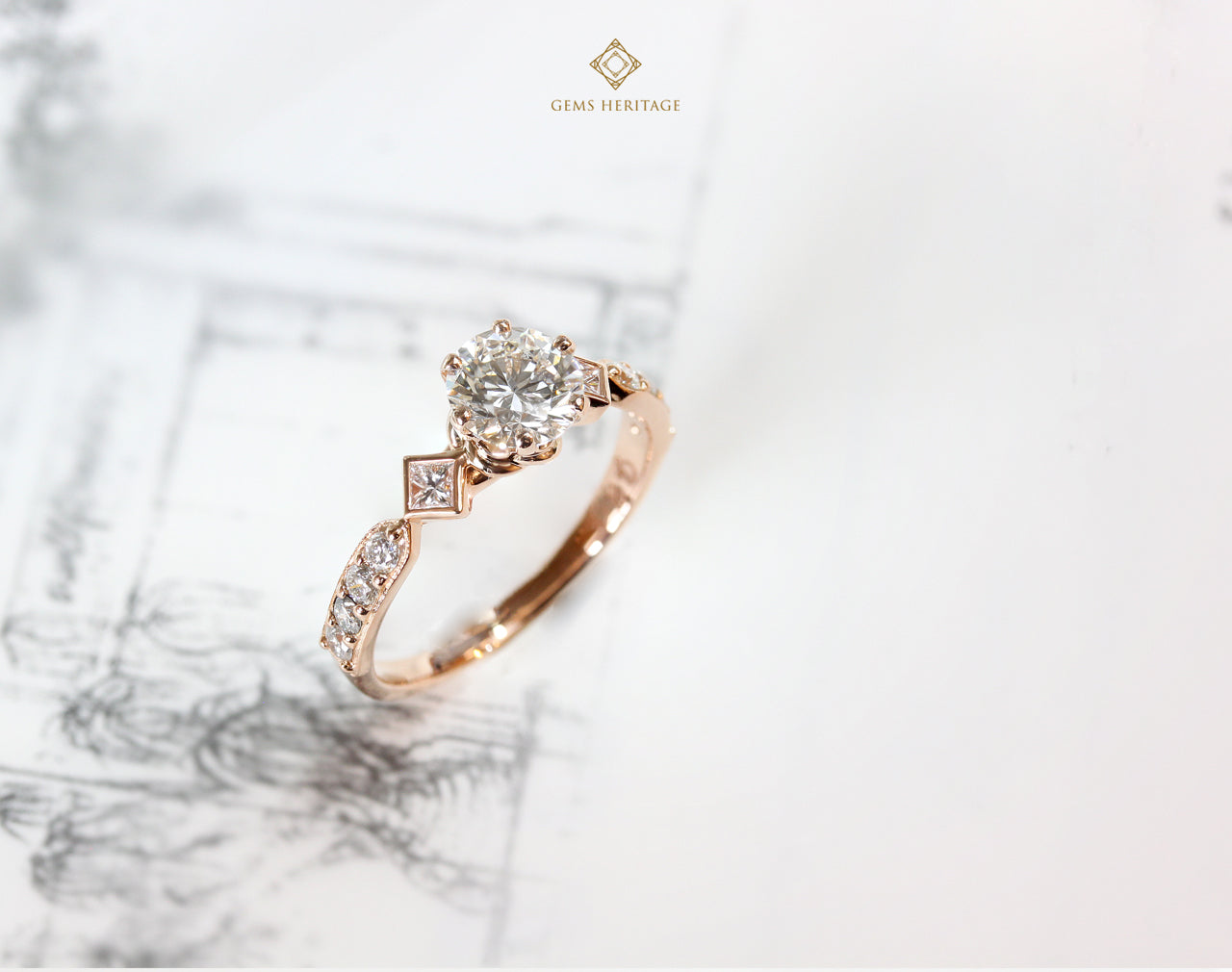 Wedding ring with princess cut on the side in pink gold (RPG288)