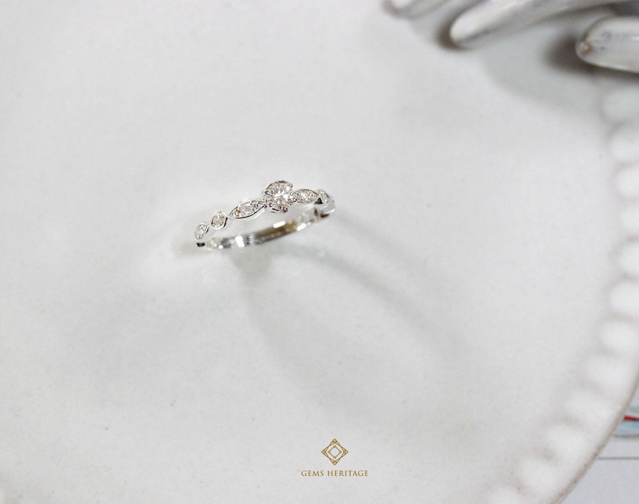 Tila diamond ring (rwg203)