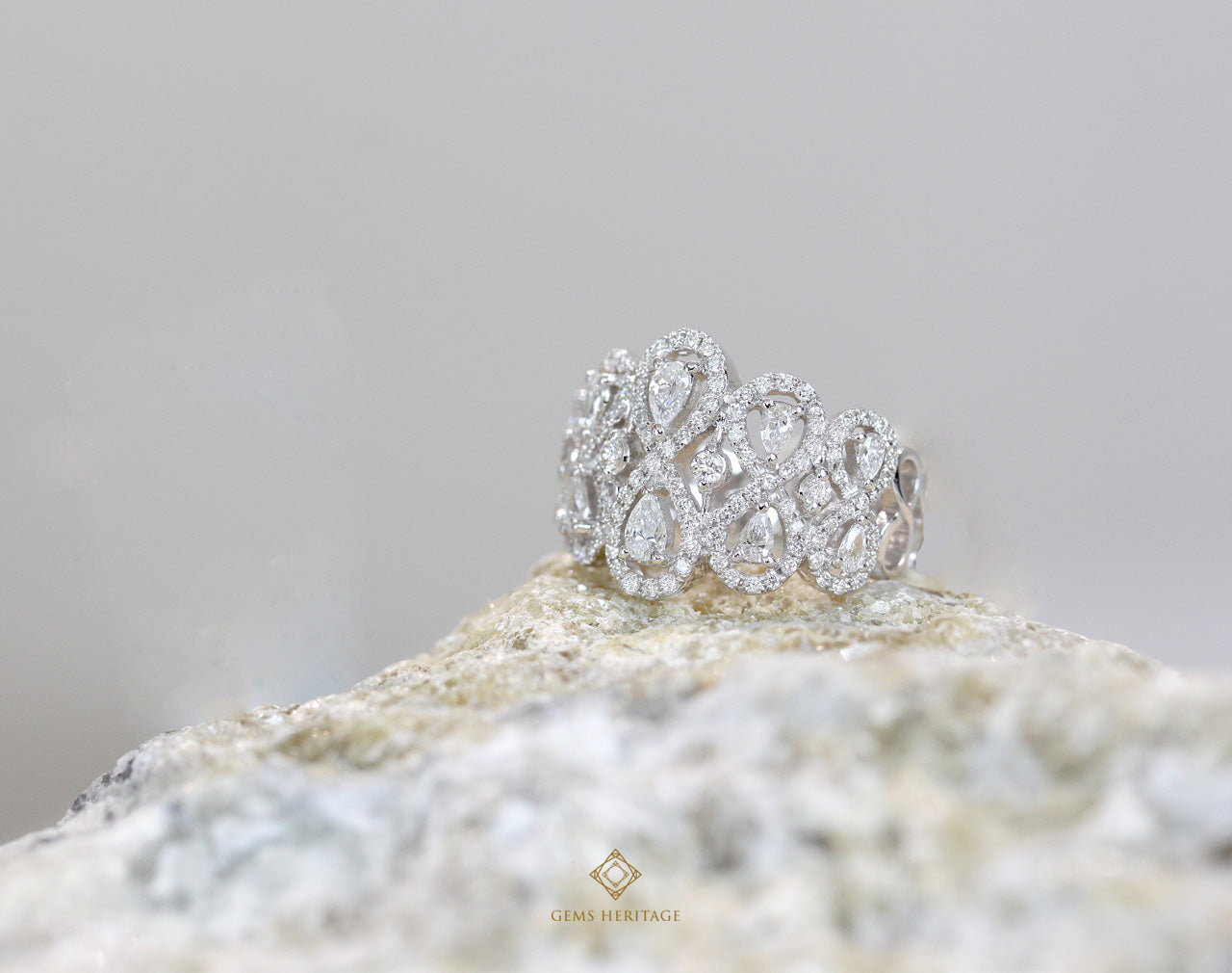 High Crown diamond ring
