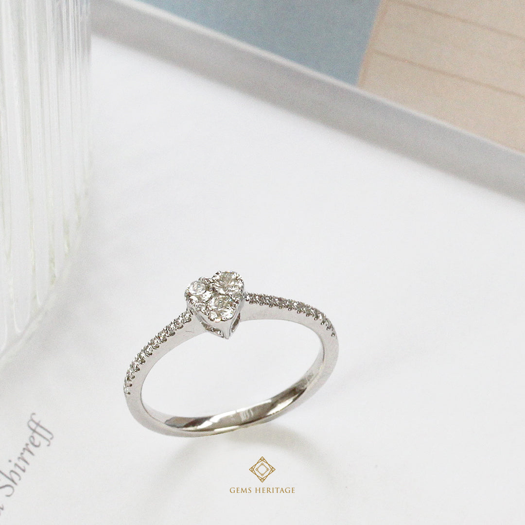 Tiny heart diamond ring (rwg388)