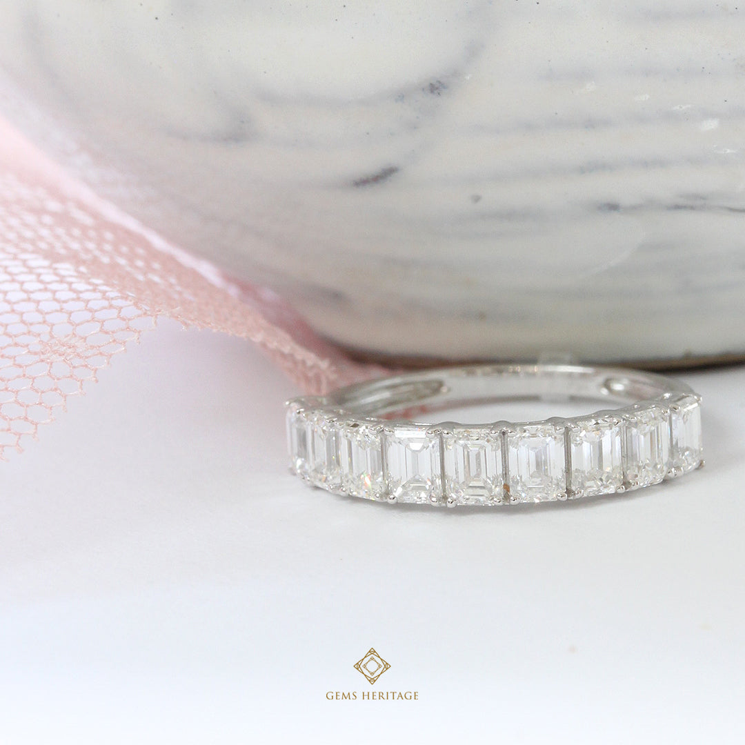 Emerald cut diamond band ring (rwg410)